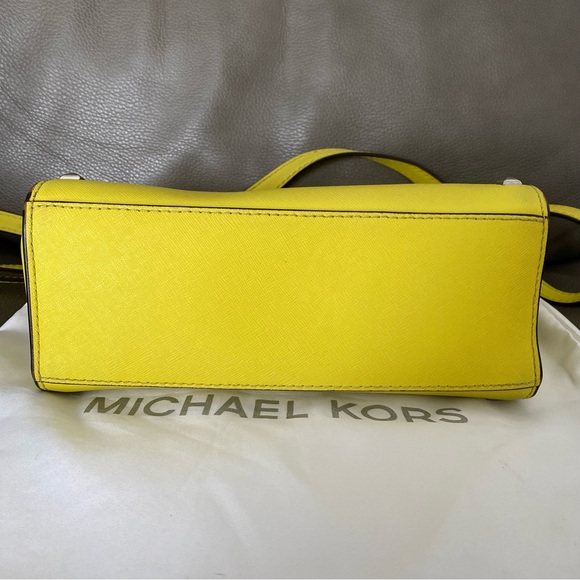 SALE MK Studded Selma Canary Yellow Leather Crossbody Bag - Picture 3 of 10